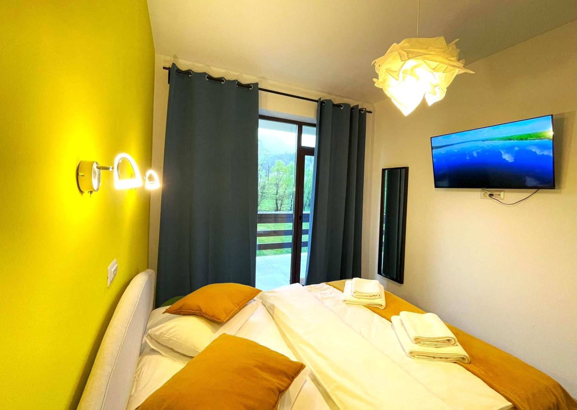Cozy Riverfront Apartments With Garden And Mountain View Buşteni Exterior foto