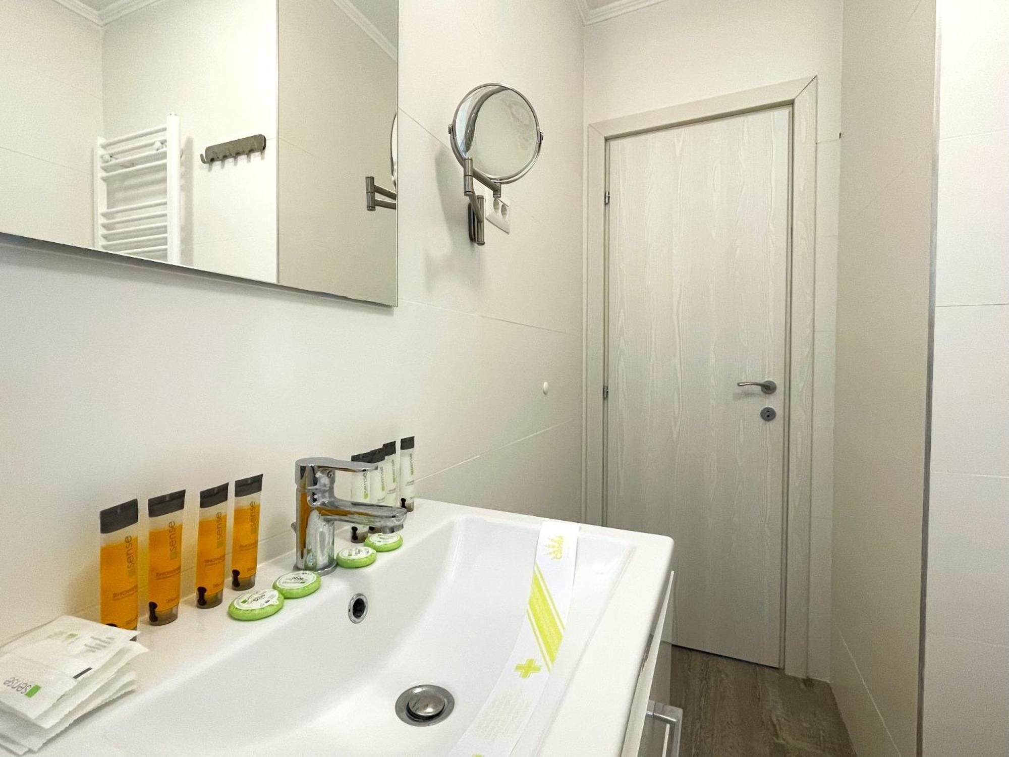 Cozy Riverfront Apartments With Garden And Mountain View Buşteni Exterior foto